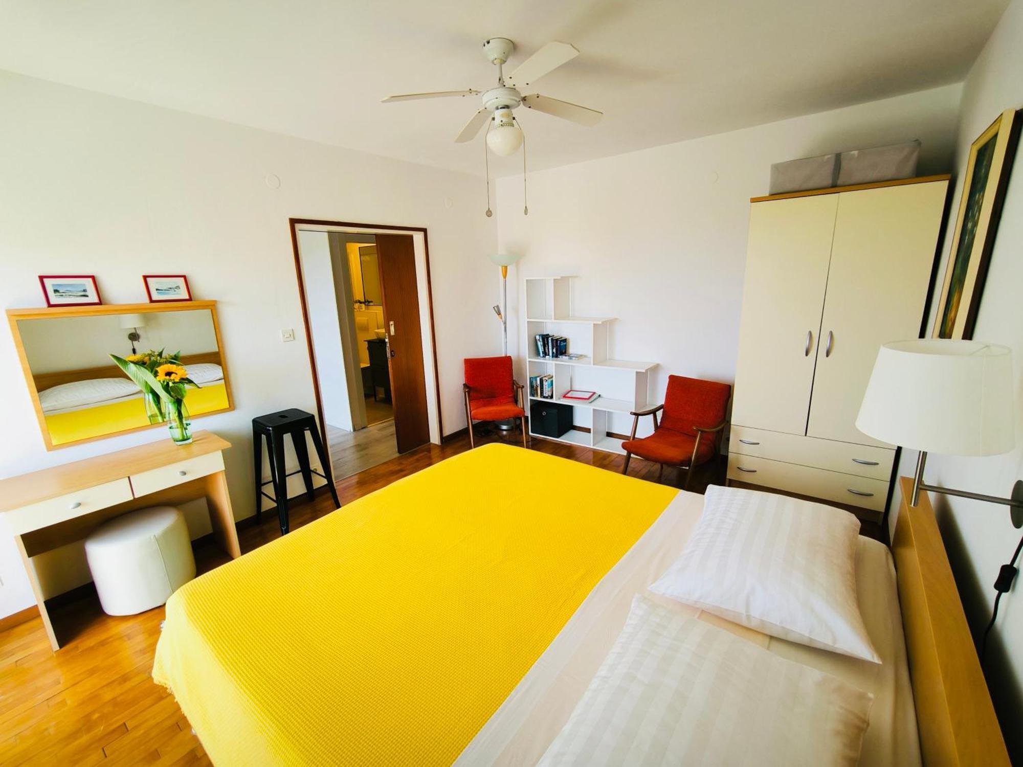 Apartmani Blagaic Maslinica Ngoại thất bức ảnh